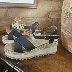 Toms Black Platform Sandals